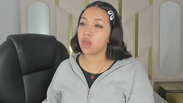 Snapshot of IsabellRodriguez18 chatting on November 27, 2025, 4:13 am IsabellRodriguez18 online show from November 27, 2025, 4:13 am