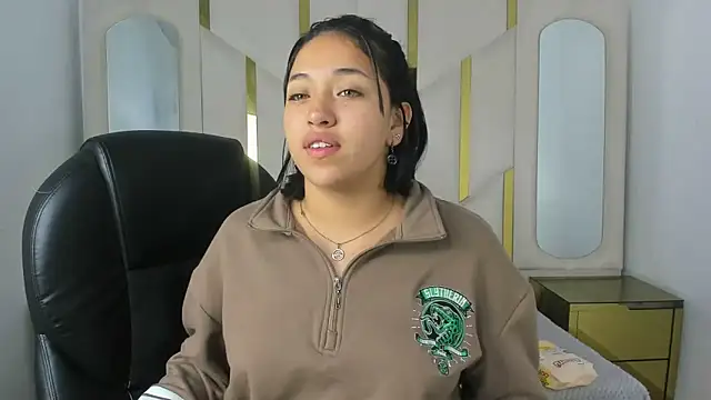 Snapshot of IsabellRodriguez18 chatting on October 29, 2025, 4:00 am IsabellRodriguez18 online show from October 29, 2025, 4:00 am