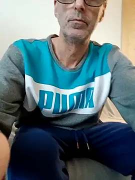 mas317592 online show from January 6, 2025, 9:41 am