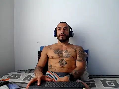 callme douglas online show from February 3, 2025, 1:51 pm