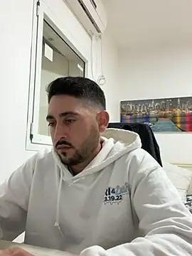 luffykingofpirets online show from January 8, 2025, 10:48 pm