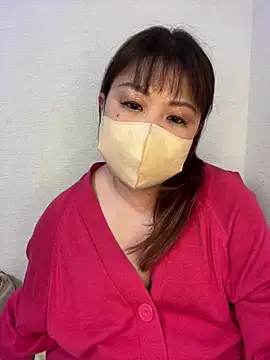 Snapshot of natua_jp chatting on February 10, 2025, 1:22 pm natua jp online show from February 10, 2025, 1:22 pm