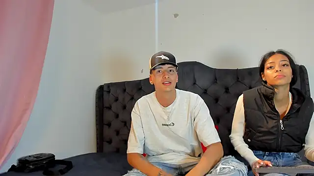 Snapshot of two_milkyway chatting on November 30, 2025, 2:07 pm two milkyway online show from November 30, 2025, 2:07 pm