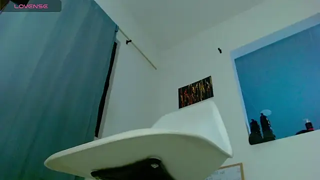 Snapshot of Maam_Ine chatting on April 28, 2026, 2:27 am Maam Ine online show from April 28, 2026, 2:27 am