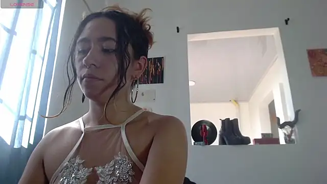 Snapshot of Maam_Ine chatting on November 18, 2025, 7:28 pm Maam Ine online show from November 18, 2025, 7:28 pm