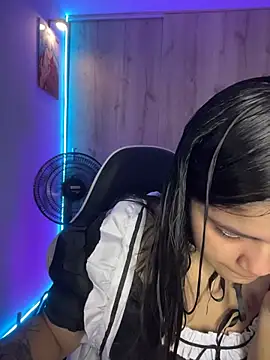 pretty angela1 online show from June 27, 2026, 1:22 am