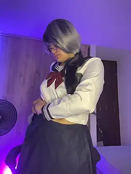 pretty angela1 online show from June 23, 2026, 4:43 am