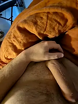 Maxoux02 online show from December 26, 2024, 12:38 pm