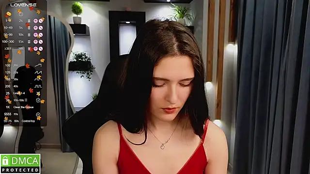 niki cutes online show from November 14, 2025, 1:09 am