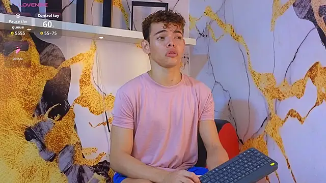 Snapshot of Nijinsky_LatinBoy chatting on February 5, 2026, 2:18 am Nijinsky LatinBoy online show from February 5, 2026, 2:18 am