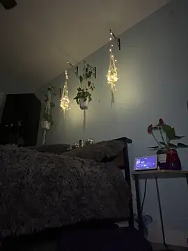 AlessasRoom online show from May 2, 2026, 5:45 am