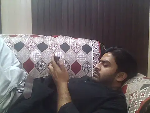 Snapshot of indihotguy chatting on November 22, 2025, 2:27 pm indihotguy online show from November 22, 2025, 2:27 pm