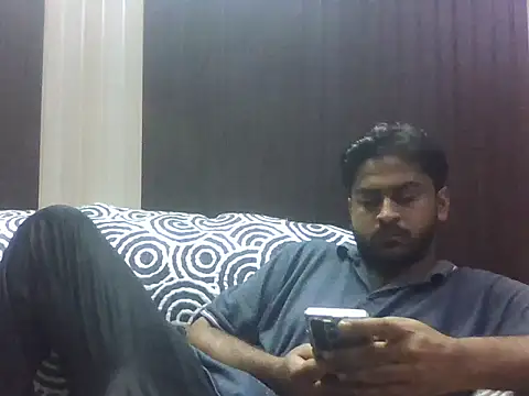 Snapshot of indihotguy chatting on October 1, 2025, 2:10 pm indihotguy online show from October 1, 2025, 2:10 pm