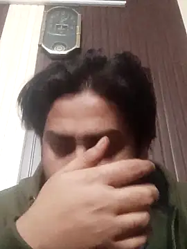 Snapshot of indihotguy chatting on February 17, 2025, 5:34 pm indihotguy online show from February 17, 2025, 5:34 pm