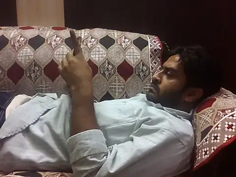 Snapshot of indihotguy chatting on October 30, 2025, 12:36 pm indihotguy online show from October 30, 2025, 12:36 pm