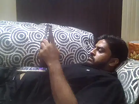 Snapshot of indihotguy chatting on October 5, 2025, 2:52 pm indihotguy online show from October 5, 2025, 2:52 pm