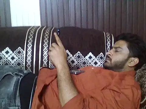 indihotguy online show from April 5, 2026, 10:55 am