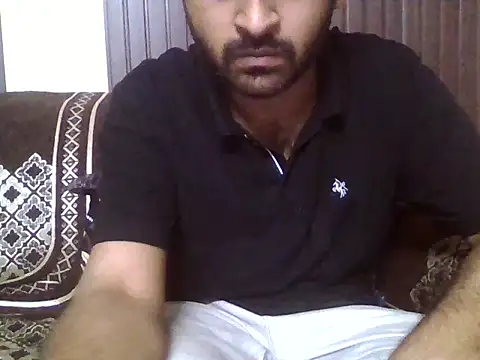 Snapshot of indihotguy chatting on May 5, 2026, 1:14 pm indihotguy online show from May 5, 2026, 1:14 pm