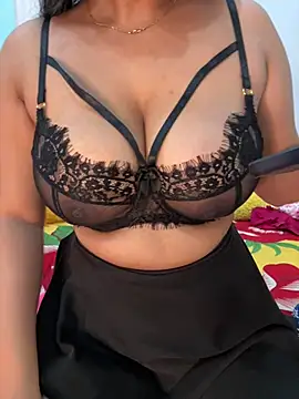 Snapshot of soumita chatting on February 12, 2025, 4:44 pm soumita online show from February 12, 2025, 4:44 pm