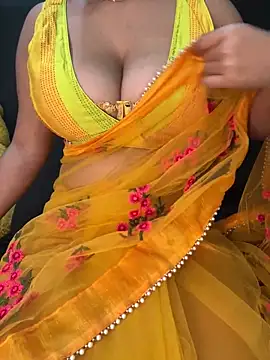 Snapshot of soumita chatting on February 18, 2025, 11:55 am soumita online show from February 18, 2025, 11:55 am