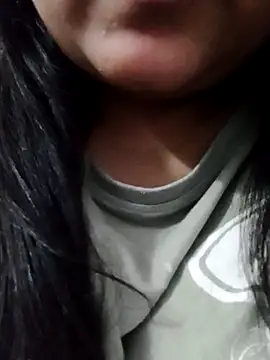 Snapshot of queen_pari chatting on September 10, 2025, 9:25 pm queen pari online show from September 10, 2025, 9:25 pm