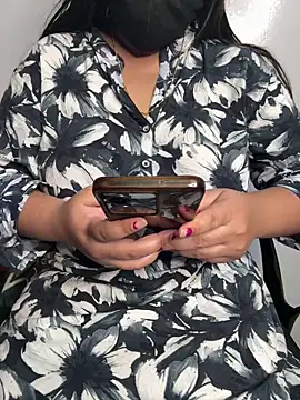 Snapshot of tanvihot2 chatting on June 21, 2026, 4:13 pm tanvihot2 online show from June 21, 2026, 4:13 pm
