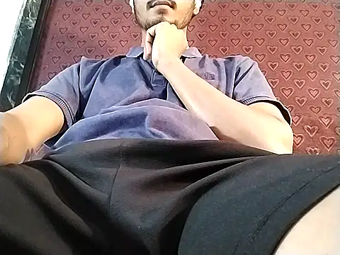 Snapshot of Ultimate_cHappiE chatting on November 16, 2025, 10:13 pm Ultimate cHappiE online show from November 16, 2025, 10:13 pm