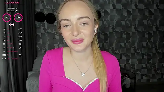 Snapshot of A_delina chatting on November 2, 2025, 1:49 pm A delina online show from November 2, 2025, 1:49 pm