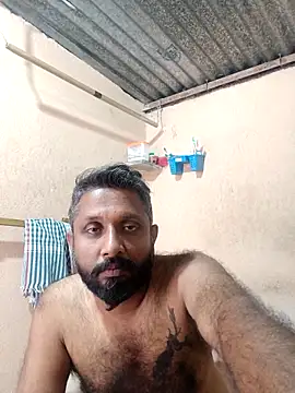 Snapshot of carria_homes chatting on October 13, 2025, 3:52 am carria homes online show from October 13, 2025, 3:52 am