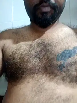 Snapshot of carria_homes chatting on November 19, 2025, 7:25 pm carria homes online show from November 19, 2025, 7:25 pm