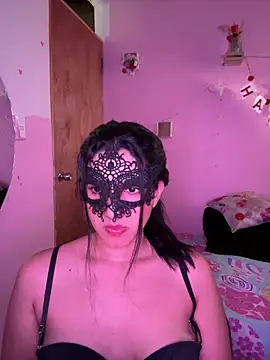 emmariders2 online show from April 13, 2026, 8:46 pm