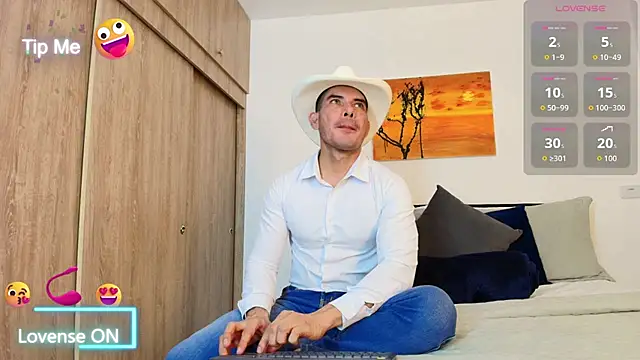 Snapshot of Andrewstelle_coleman chatting on November 3, 2025, 8:56 pm Andrewstelle coleman online show from November 3, 2025, 8:56 pm