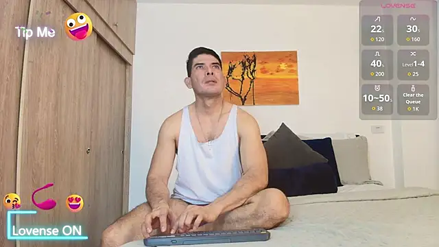 Snapshot of Andrewstelle_coleman chatting on November 14, 2025, 8:45 pm Andrewstelle coleman online show from November 14, 2025, 8:45 pm