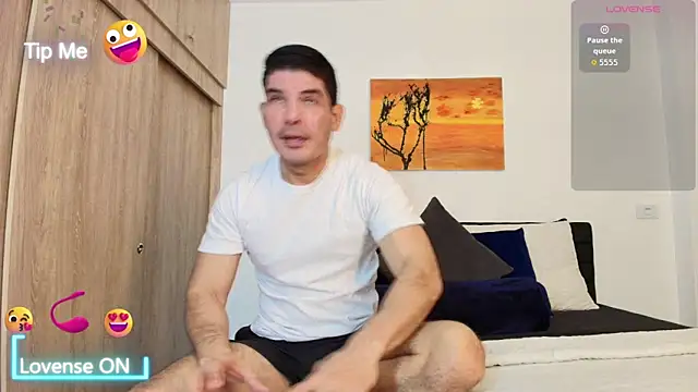 Snapshot of Andrewstelle_coleman chatting on October 24, 2025, 2:27 pm Andrewstelle coleman online show from October 24, 2025, 2:27 pm