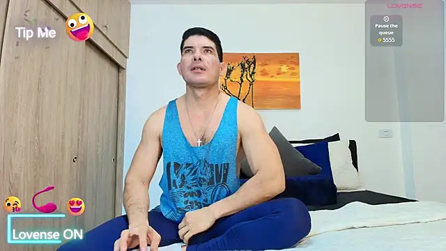 Snapshot of Andrewstelle_coleman chatting on October 23, 2025, 7:12 pm Andrewstelle coleman online show from October 23, 2025, 7:12 pm