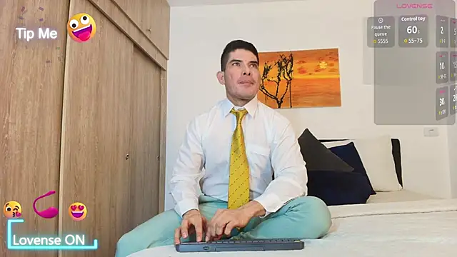 Snapshot of Andrewstelle_coleman chatting on November 23, 2025, 2:10 am Andrewstelle coleman online show from November 23, 2025, 2:10 am