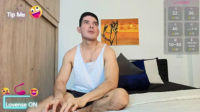 Snapshot of Andrewstelle_coleman chatting on October 18, 2025, 1:24 pm Andrewstelle coleman online show from October 18, 2025, 1:24 pm