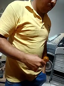 chinoxxx online show from January 13, 2026, 1:09 am