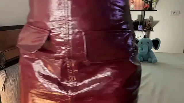 roseofvenom online show from September 27, 2025, 7:20 pm