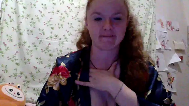 Snapshot of Rae_Jeannie chatting on May 31, 2026, 6:20 pm Rae Jeannie online show from May 31, 2026, 6:20 pm