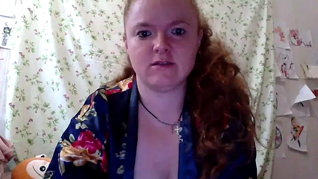 Snapshot of Rae_Jeannie chatting on June 6, 2026, 8:52 am Rae Jeannie online show from June 6, 2026, 8:52 am