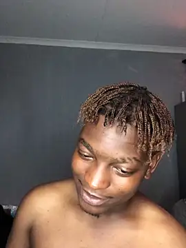 Snapshot of Redfucks333 chatting on March 5, 2026, 8:05 pm Redfucks333 online show from March 5, 2026, 8:05 pm