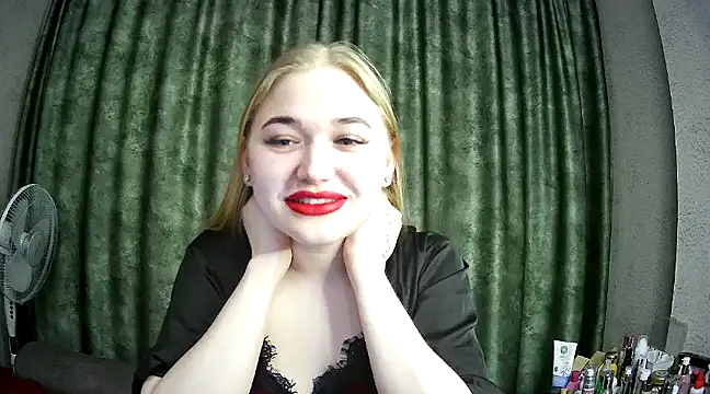 Snapshot of dorisss24 chatting on January 3, 2025, 12:51 pm dorisss24 online show from January 3, 2025, 12:51 pm