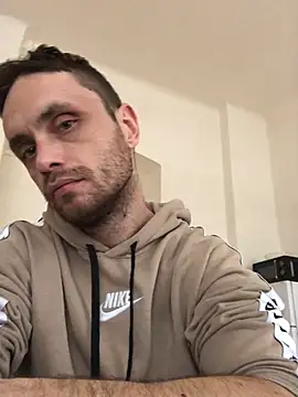 Snapshot of tomasek28 chatting on January 22, 2025, 7:03 pm tomasek28 online show from January 22, 2025, 7:03 pm