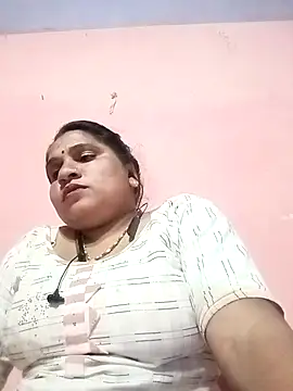 Snapshot of Aadhya_Bahri chatting on February 24, 2025, 3:09 pm Aadhya Bahri online show from February 24, 2025, 3:09 pm