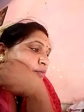 Snapshot of Aadhya_Bahri chatting on February 27, 2025, 10:55 am Aadhya Bahri online show from February 27, 2025, 10:55 am