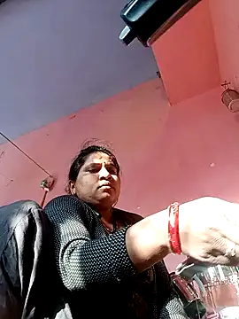 Snapshot of Aadhya_Bahri chatting on February 20, 2025, 2:51 am Aadhya Bahri online show from February 20, 2025, 2:51 am