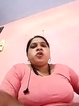 Snapshot of Aadhya_Bahri chatting on March 4, 2025, 11:08 am Aadhya Bahri online show from March 4, 2025, 11:08 am