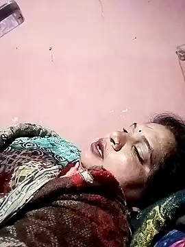 Snapshot of Aadhya_Bahri chatting on February 22, 2025, 11:24 pm Aadhya Bahri online show from February 22, 2025, 11:24 pm