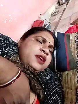 Snapshot of Aadhya_Bahri chatting on February 14, 2025, 9:13 am Aadhya Bahri online show from February 14, 2025, 9:13 am
